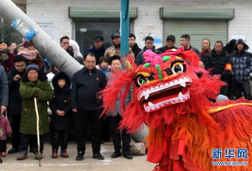 河南郟縣 老街年味濃 文藝演出迎新春